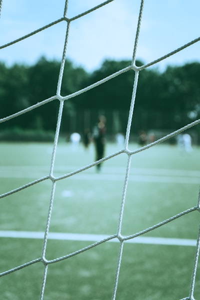 مباراهبرشلونهوانترميلانمشاهدهمباشرةمواجهةناريةبينعمالقةالكرةالأوروبية